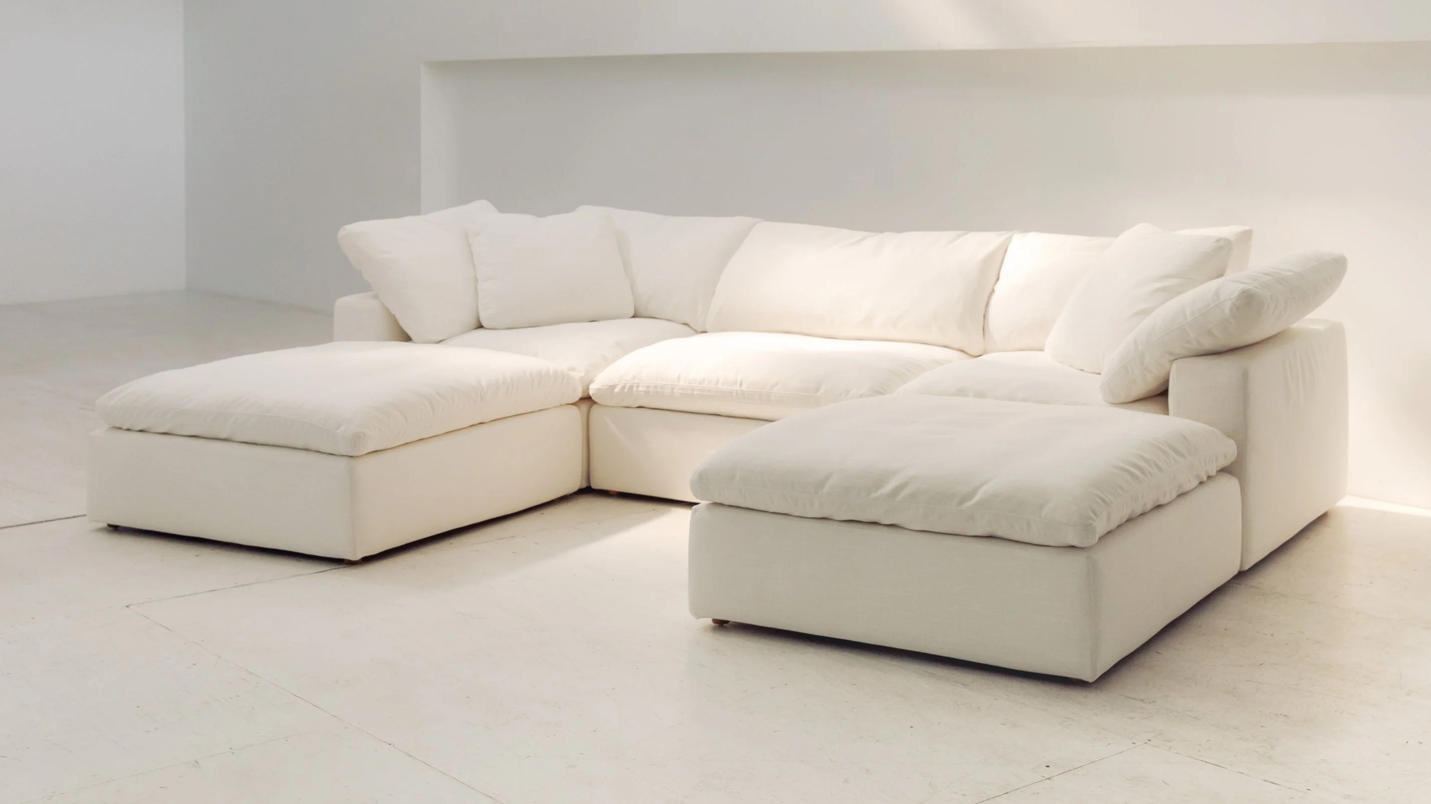 Movie Night™ 5-Piece Modular U-Shaped Sectional, Large, Cream Linen - Image 6