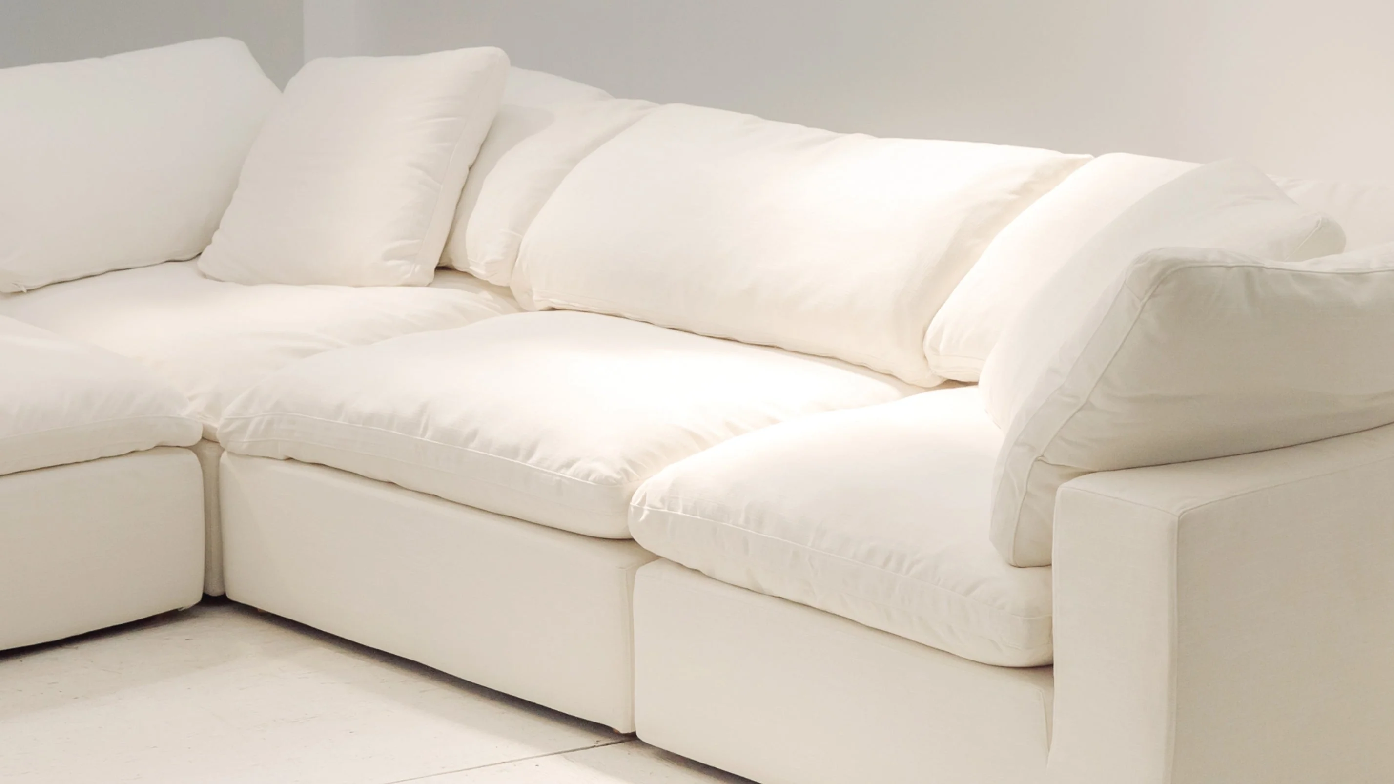 Movie Night™ Armless Chair, Standard, Cream Linen - Image 6