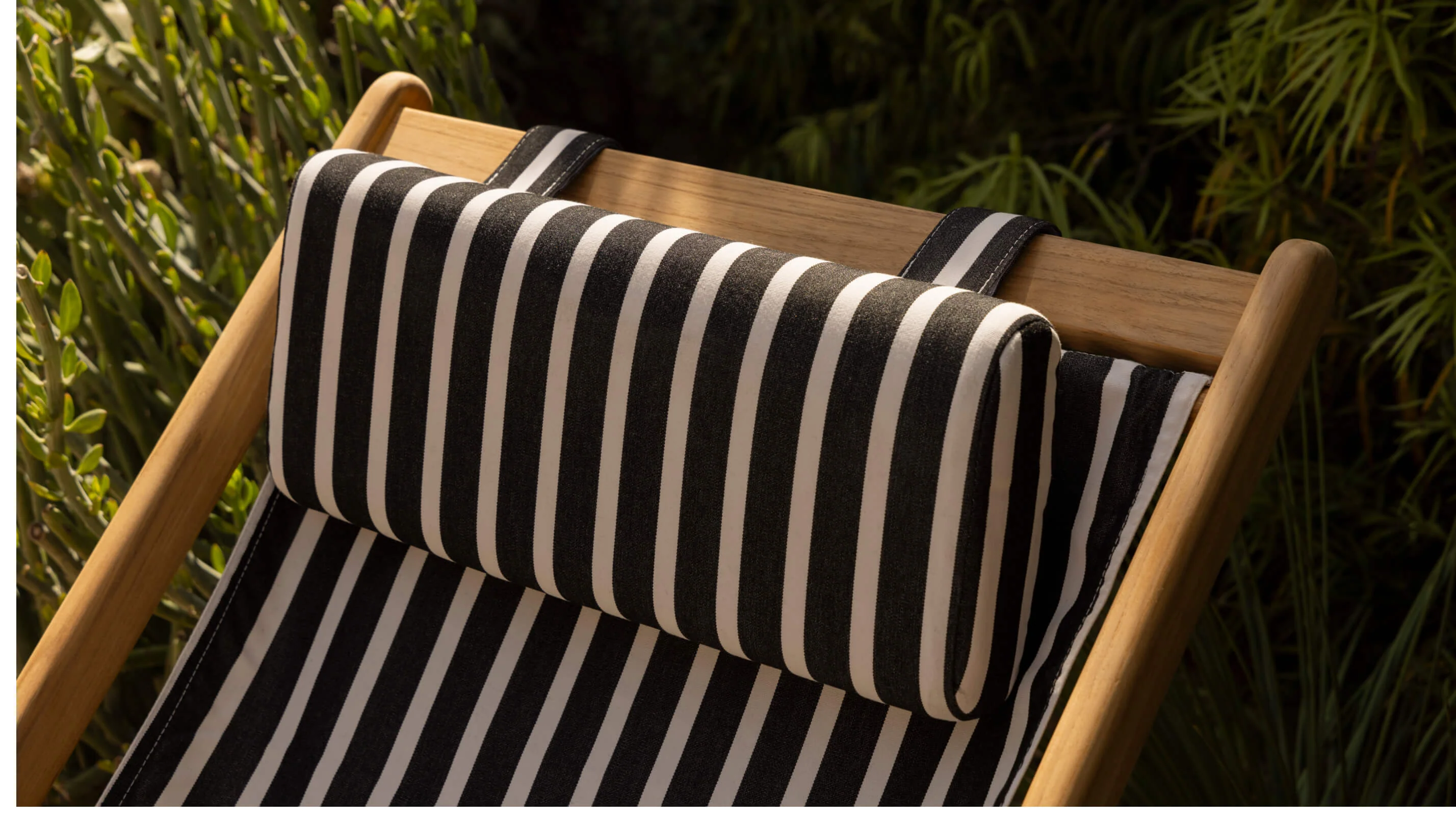 Settle In Outdoor Patio Chair, Large, Black Sand - Image 5